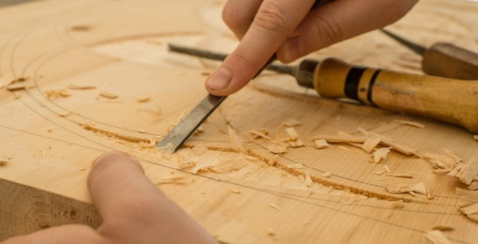Η ξυλογλυπτική ως χόμπι: πώς να ξεκινήσεις δημιουργικά με το ξύλο