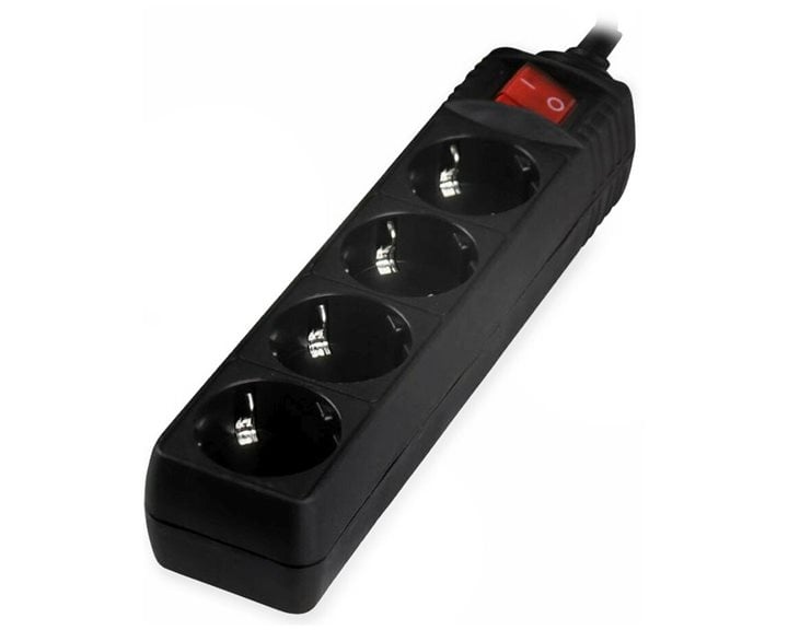 LAMTECH POWER STRIP WITH SWITCH 4 OUTLETS BLACK 1.5M