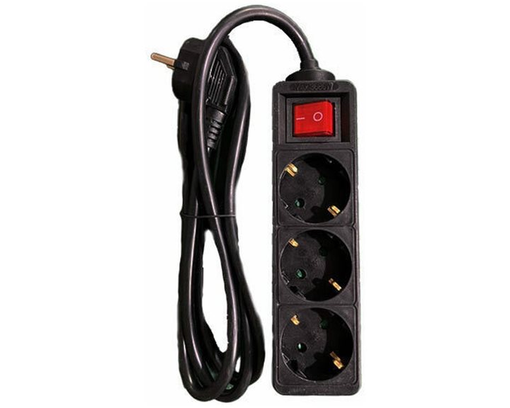 LAMTECH POWER STRIP WITH SWITCH 3 OUTLETS BLACK 1.5M