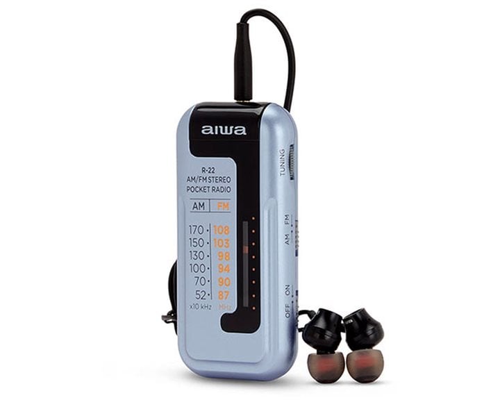 AIWA MINI POCKET RADIO WITH EARPHONES SILVER