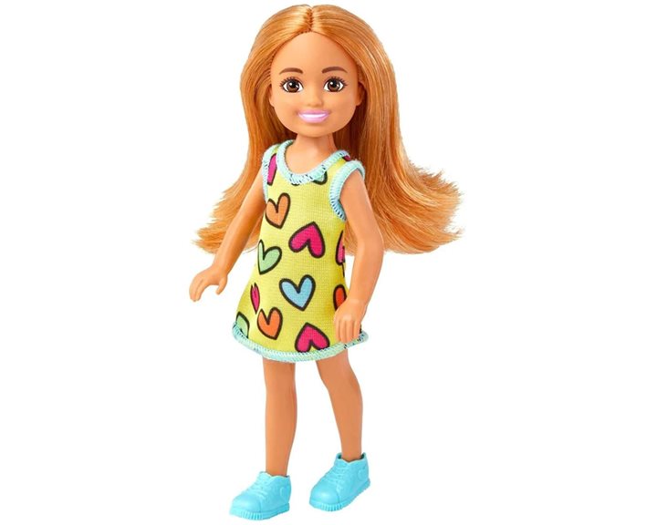 Mattel Κούκλα Barbie Chelsea, Που Φοράει Αφαιρούμενο Φόρεμα Με Στάμπα Καρδιάς Και Παπούτσια Ξανθιά Αλογοουρά Μπλε Μάτια