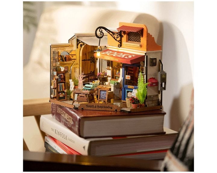 Robotime Κατασκευή Corner Bookstore