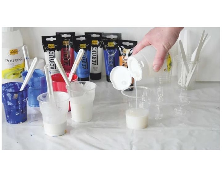 Kreul Pouring Fluid Solo Goya 250 ml