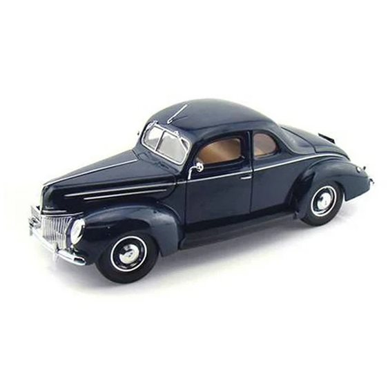 Maisto Special Edition 1:18 1939 Ford Deluxe 48/31180GN