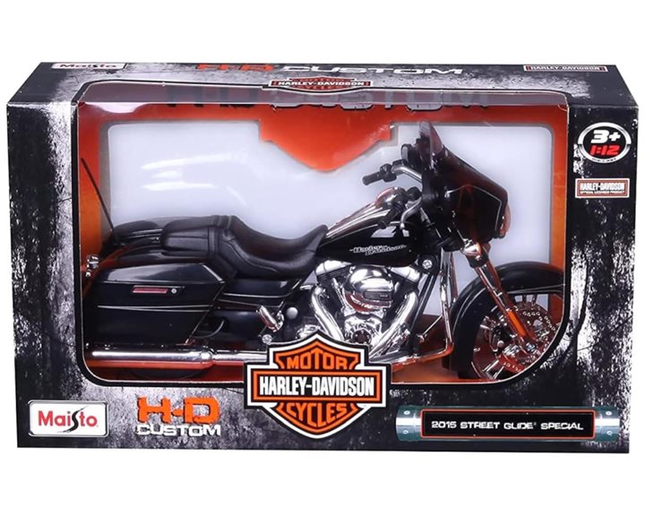 Maisto Motorcycles H-D 2015 Street Glide Special 48/32328