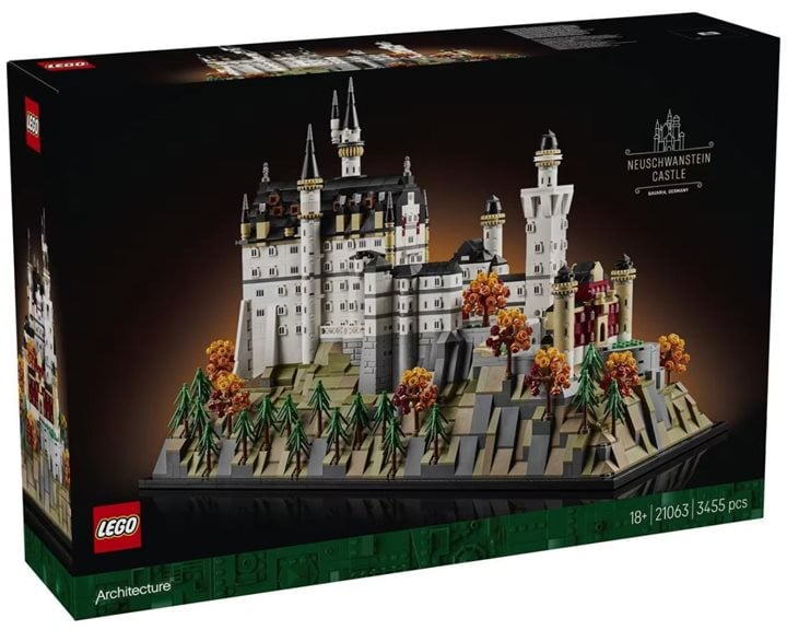LEGO Architecture Neuschwanstein Castle 21063